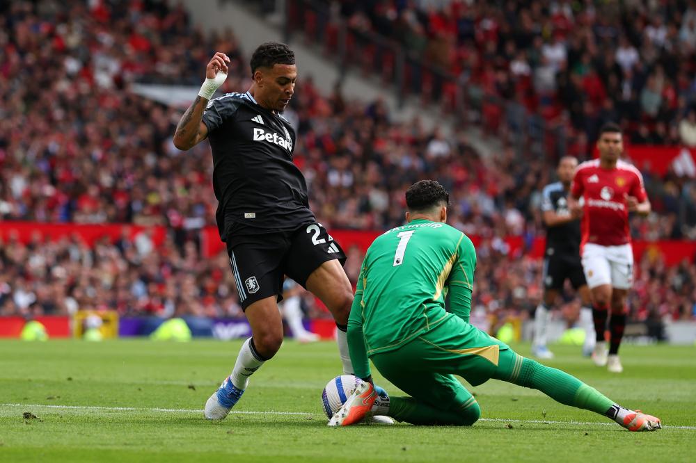 随国安已获三冠，张稀哲：拿第四冠时退役；3月份就开始练捧杯