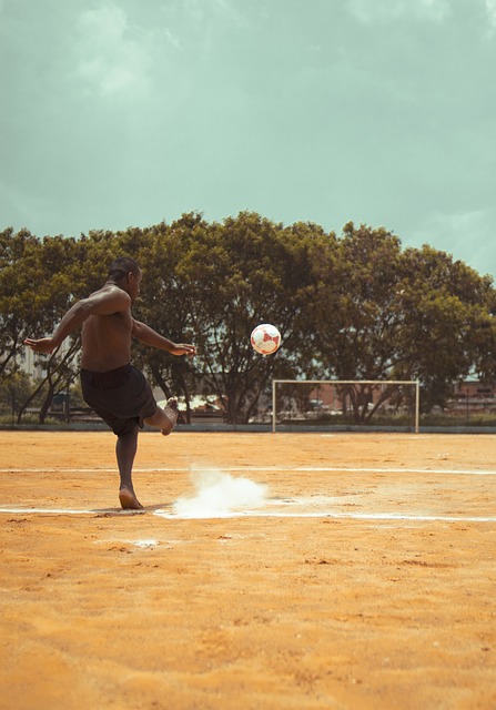 利物浦仍然 利物浦仍然